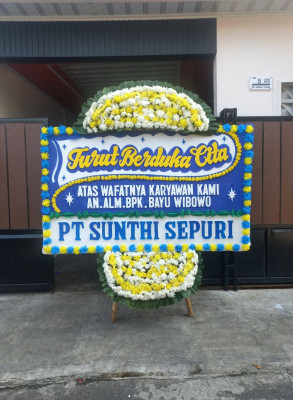 Papan Bunga Duka di Kupang Teba