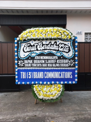 Papan Bunga Duka di Kupang Teba